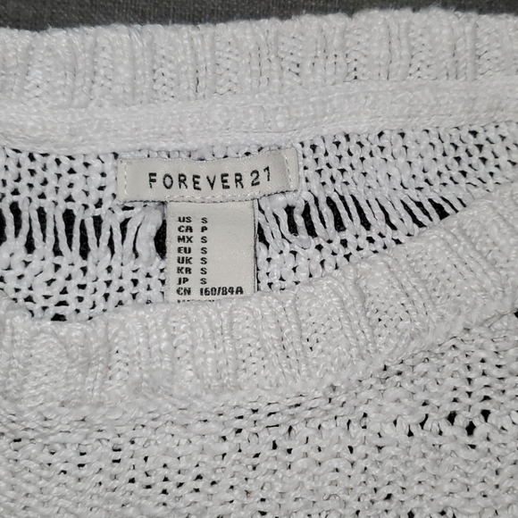 Forever 21 women's knit sweater - Picture 3 of 4